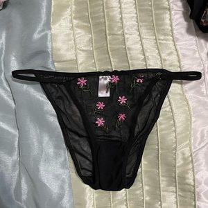 Knotty knickers underwear